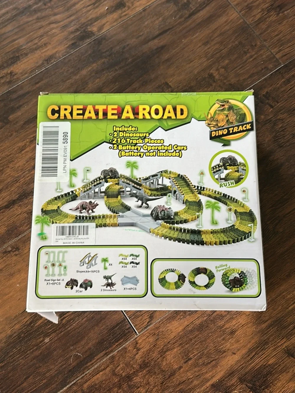 Create A Road Dino Track - Green & Yellow Reptile Track Set